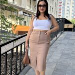 Класична спідниця кольору капучіно